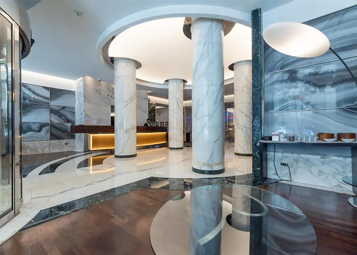Otel Western Universo 4*
